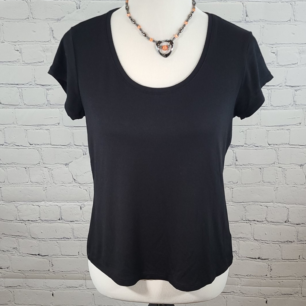 George stretch t-shirt size Medium.  B7